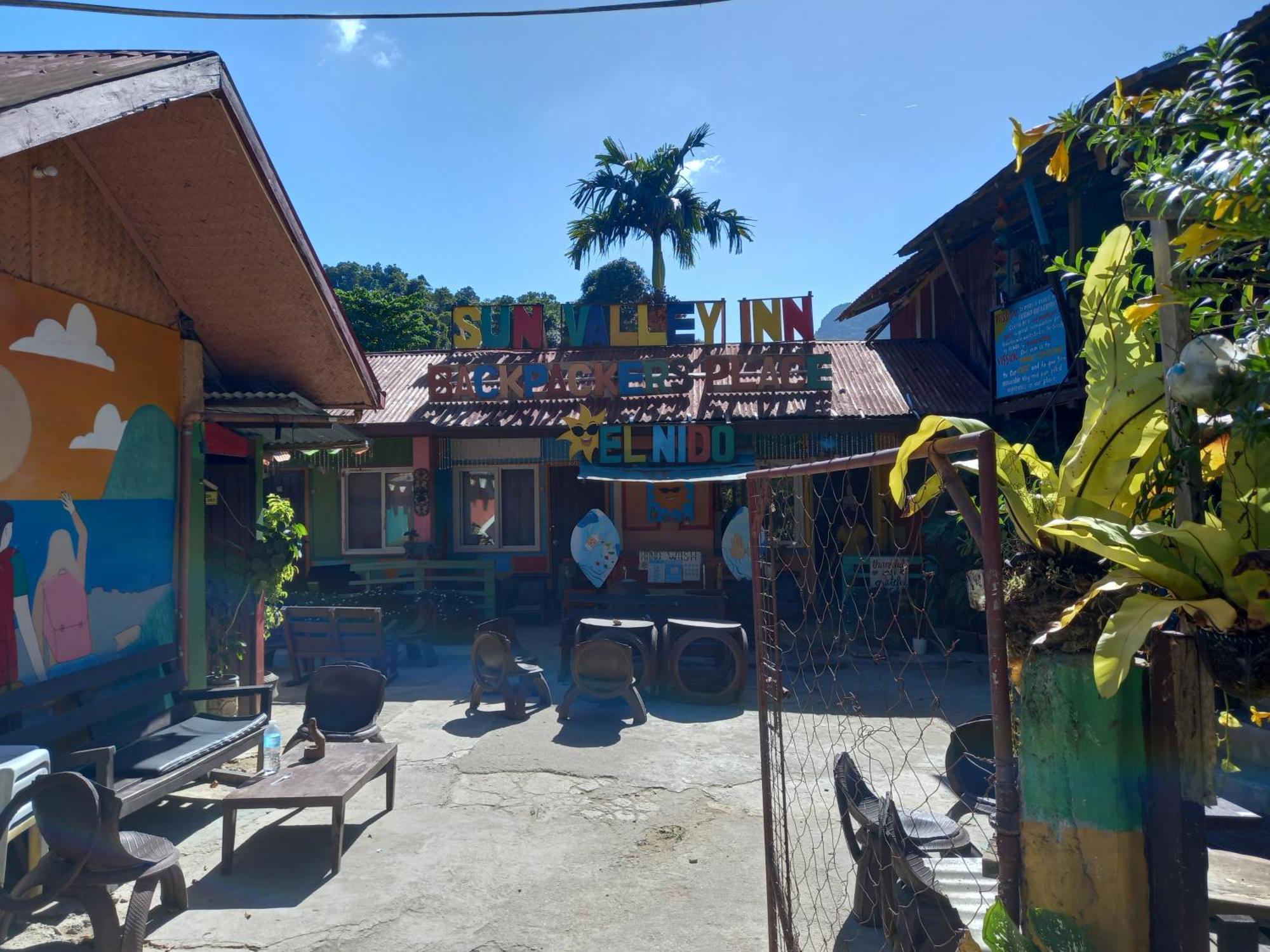 אל נידו Sun Valley Backpackers Inn מראה חיצוני תמונה