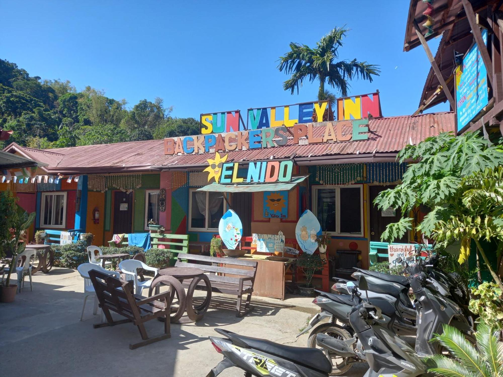 אל נידו Sun Valley Backpackers Inn מראה חיצוני תמונה