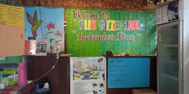 אל נידו Sun Valley Backpackers Inn מראה חיצוני תמונה